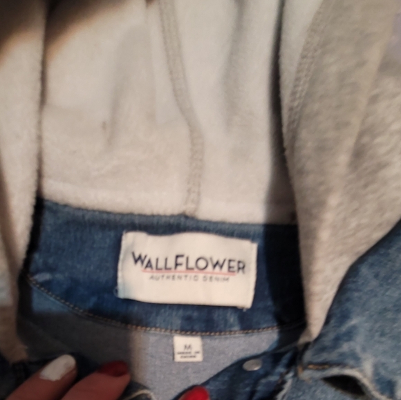 Wallflower Denim And Gray Cropped Jacket With A Hood. Juniors Size Med. Like New - Picture 3 of 6